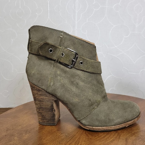 Sigerson Morrison Womens Boots Size 8.5 Grey Suede Ankle Heeled Booties - Picture 1 of 10